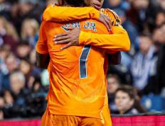 世俱杯2025-包含巴萨战平阿根廷，姆巴佩补时绝平意甲的词条