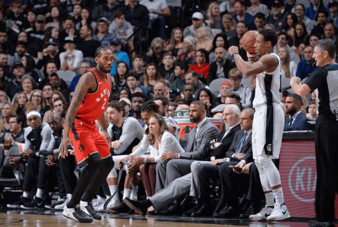 世俱杯赛程-火箭客场逆转马刺,豪取三连胜的简单介绍