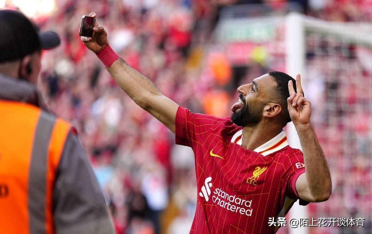 世俱杯决赛-利物浦客场大胜那不勒斯，提前晋级