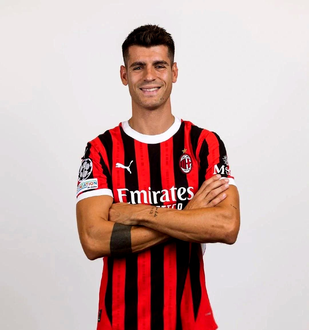 世俱杯决赛-莫拉塔梅开二度皇马大获全胜,风头无两的简单介绍