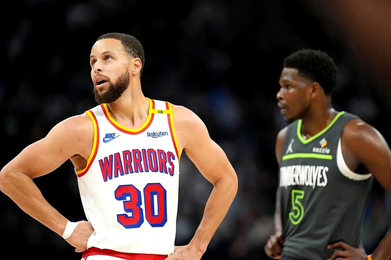 世俱杯直播-快船客场大胜鹈鹕，继续稳居西部前四