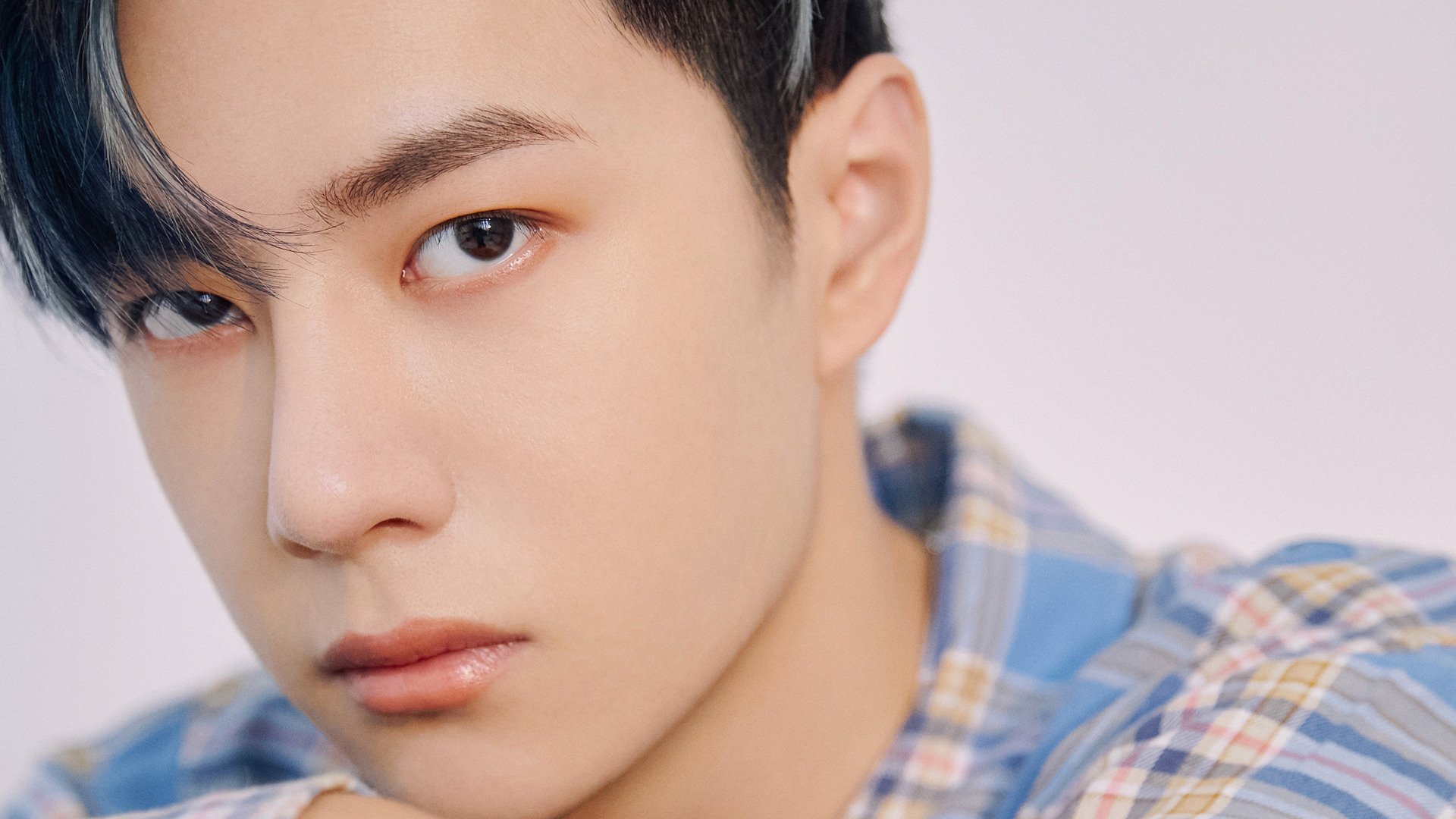 世俱杯直播-欧冠半决赛之夜,本泽马用连续得分,点燃了足球的残酷美学